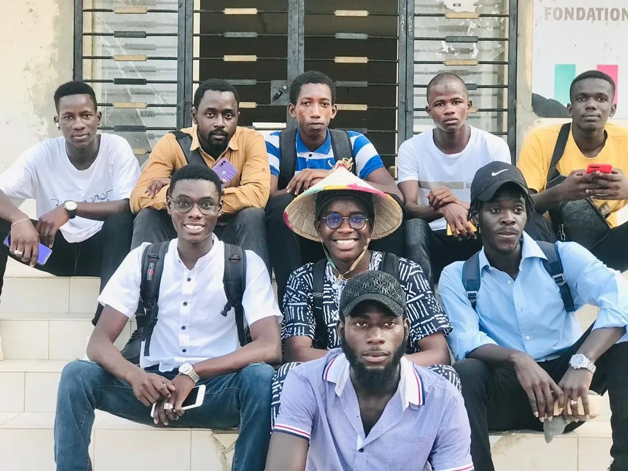 Groupe de la toute première promotion des Petits Profs